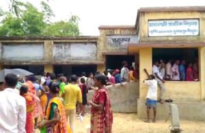 দুবরাজপুরে দুয়ারে সরকার ক্যাম্পে প্রচুর মানুষের ভিড়