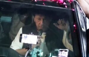 জমি দুর্নীতির অভিযোগে গ্রেপ্তার ইমরান খান