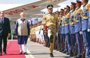 দুই দিনের মিশর সফরে কায়রোতে মোদি